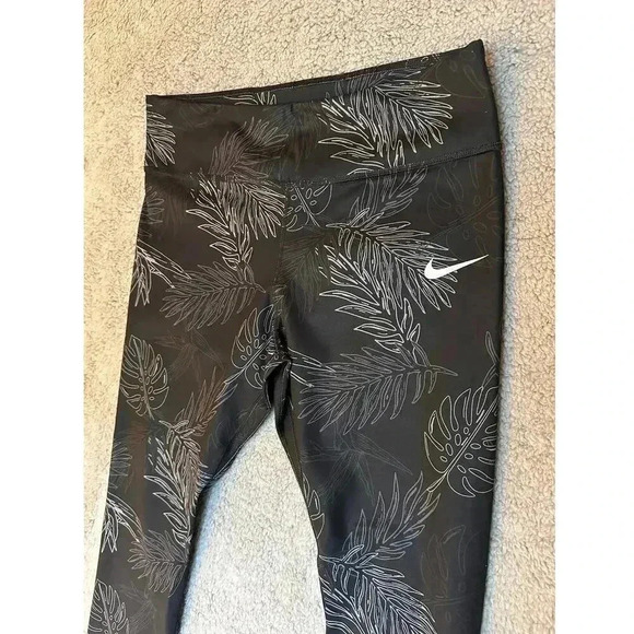 NIKE Women's Dri-Fit Mid-Rise 7/8 Leggings Black with Palm/Leaf Pattern - XL‎ - Picture 3 of 8